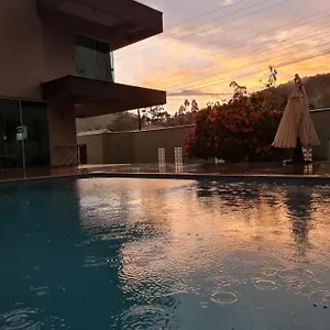 lux-house-natureza-piscina-alto-padrao.santa-catarina-brasil.com/